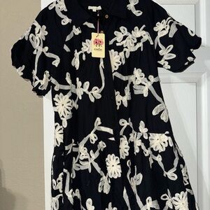 Entro Charcoal and White Floral Blouse